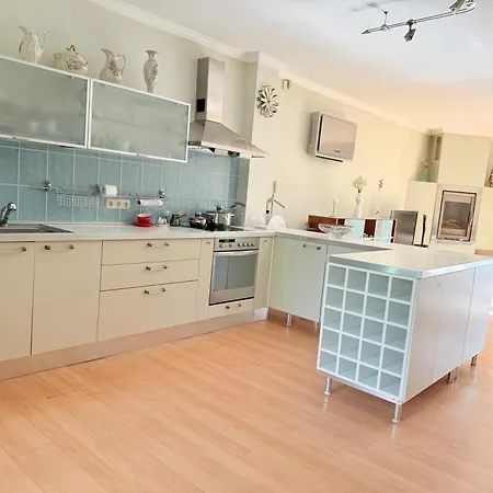 Baltic Pine Apartment *